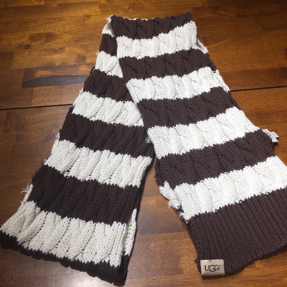 Ugg Scarf. - Picture 5 of 5